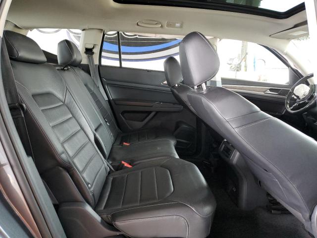 1V2NR2CA7JC576047 Volkswagen 2018