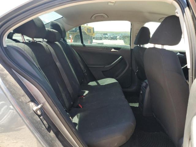 3VW267AJ5GM303903 Volkswagen 2016