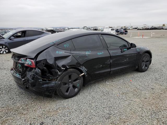 5YJ3E1EB6NF238104 Tesla 2022