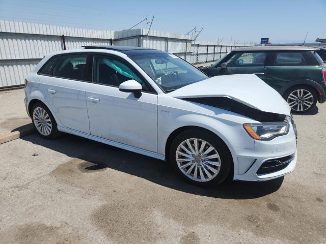 WAUUPBFF0GA067817 Audi A3 E-TRON