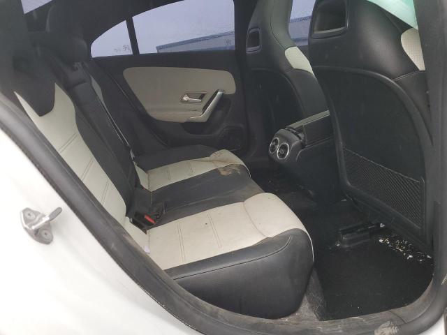 W1K5J5BB0NN267492 Mercedes-Benz m260