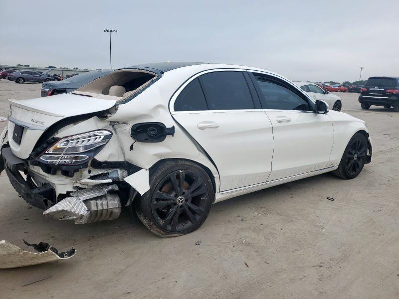 WDDWF4JB0JR327307 Mercedes-Benz C 300