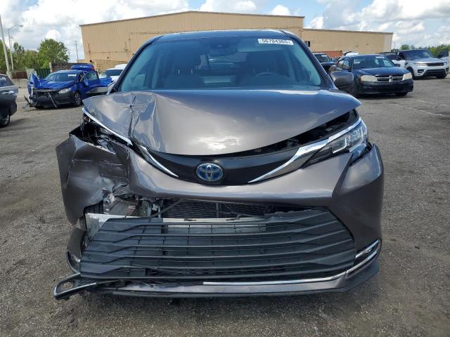 5TDJRKEC6PS169410 Toyota SIENNA XLE