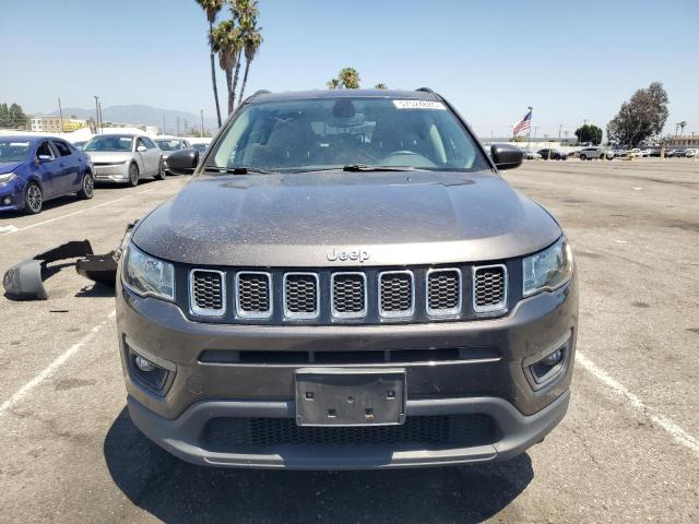 3C4NJDBB8JT457636 Jeep 2018