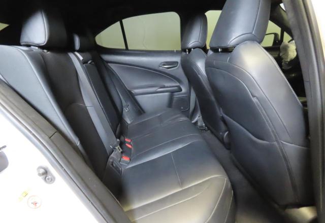 JTHY3JBH4K2014363 Lexus UX 200