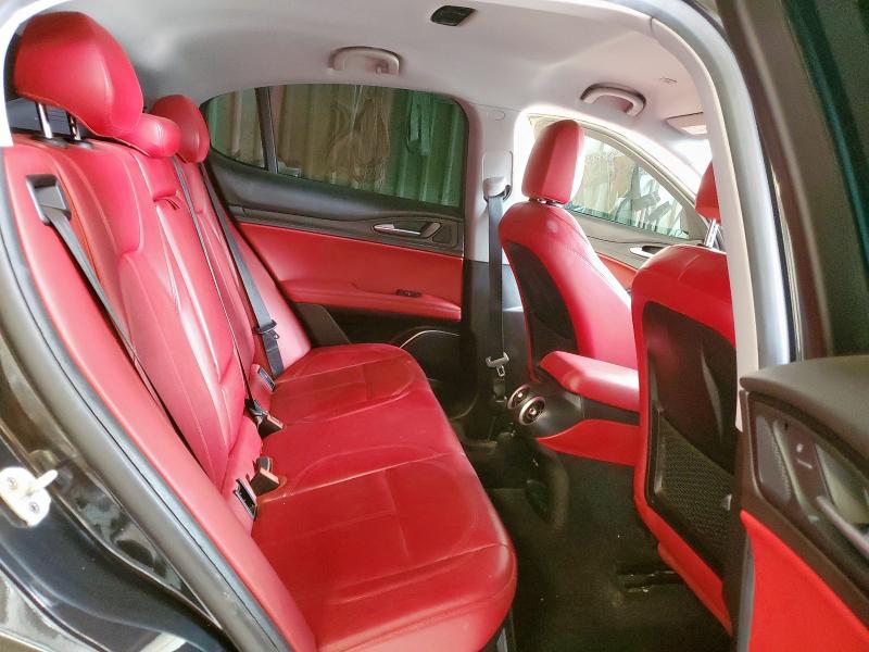 ZASFAKAN0J7B84837 Alfa Romeo Stelvio