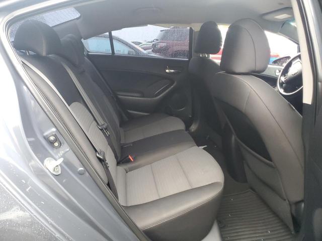 KNAFX4A62E5225656 KIA FORTE LX