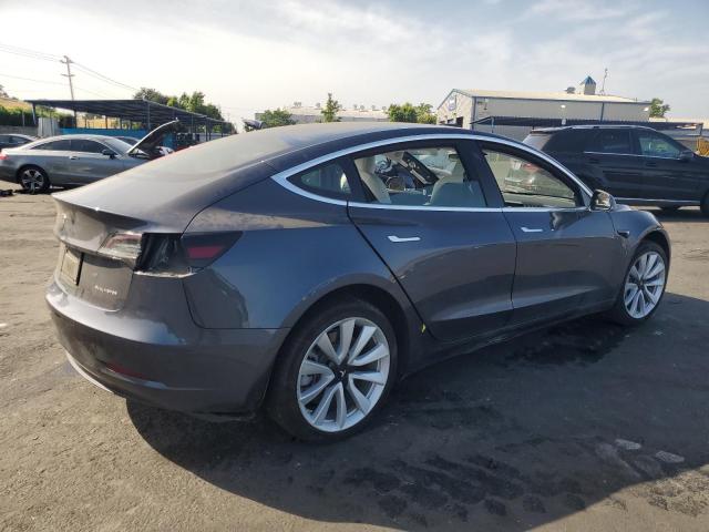 5YJ3E1EB6LF640038 Tesla 2020