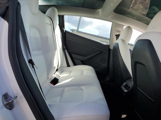 5YJ3E1EA8PF395109 Tesla MODEL 3