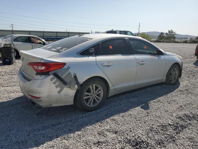 5NPE24AF9HH521517 Hyundai 2017