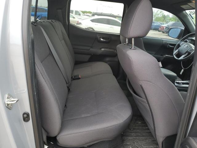 3TMCZ5AN1JM182509 Toyota TACOMA DOU