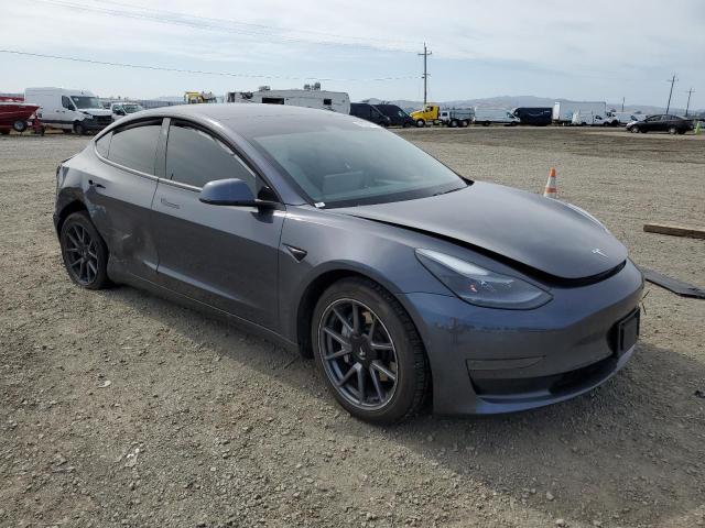 5YJ3E1EA4MF000628 Tesla 2021