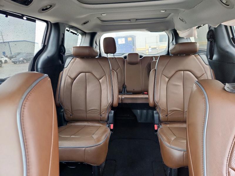 2C4RC1GG6HR730214 Chrysler PACIFICA L