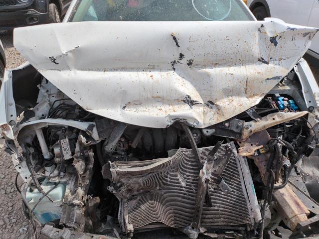 5YFBURHE6HP584567 Toyota 2zr-fe