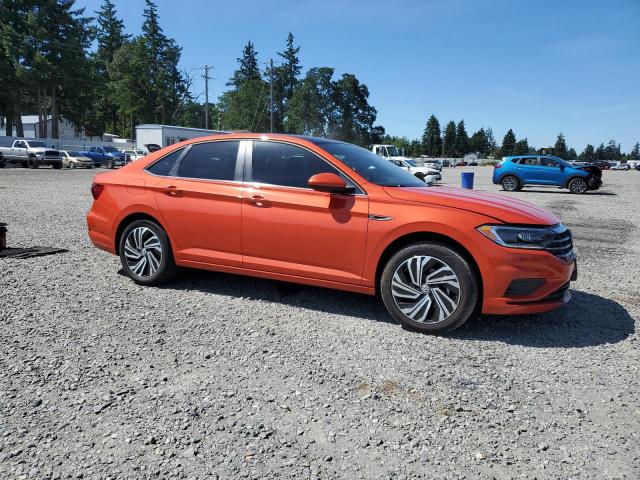 3VWE57BUXMM099832 Volkswagen tsi