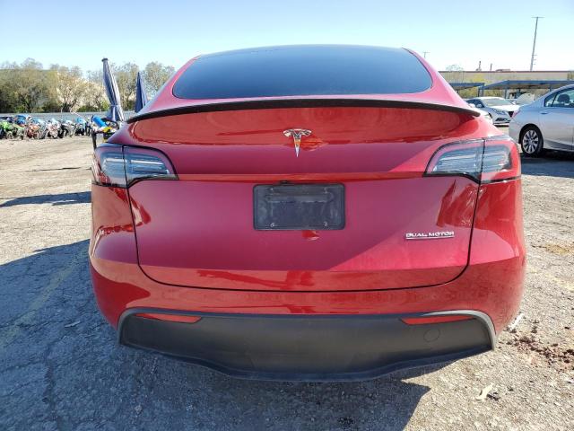 7SAYGDEF9PF920016 Tesla Model Y