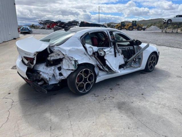 ZARFAMBNXN7664866 Alfa Romeo Giulia Sup