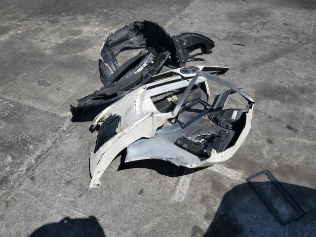 5YFBURHE2HP581391 Toyota 2zr-fe