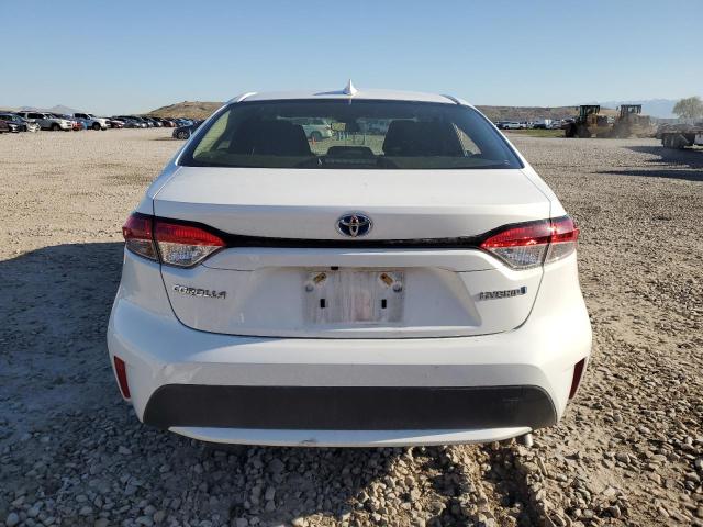 JTDEAMDE9N3004084 Toyota COROLLA LE