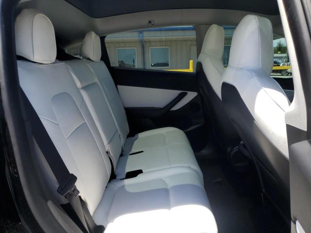 5YJYGAEEXMF304033 Tesla 2021