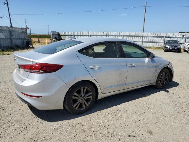 5NPD84LF2HH017835 Hyundai Elantra