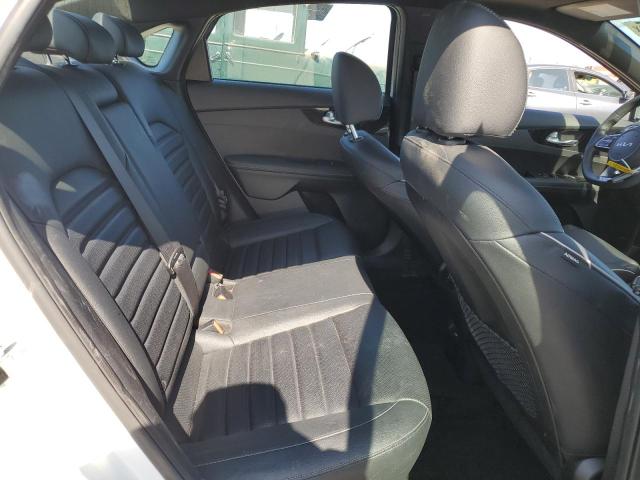 3KPF54AD6PE522640 KIA mpi nu