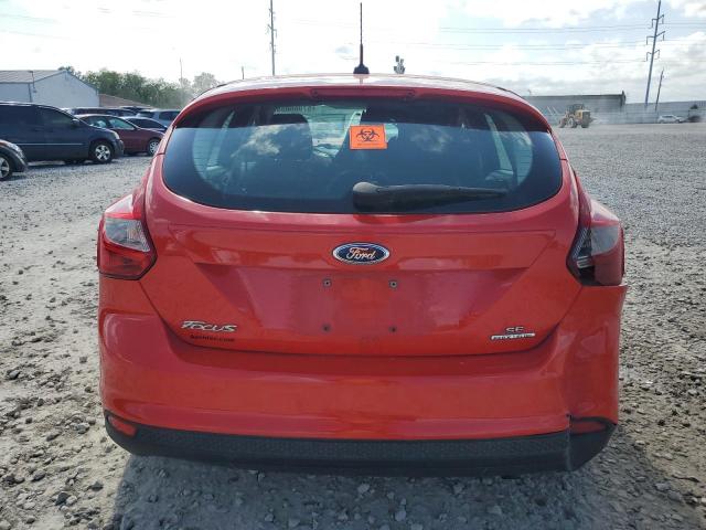 1FADP3K21EL450135 Ford FOCUS SE