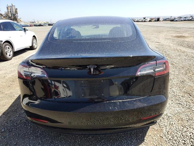 5YJ3E1EA3JF175948 Tesla 2018