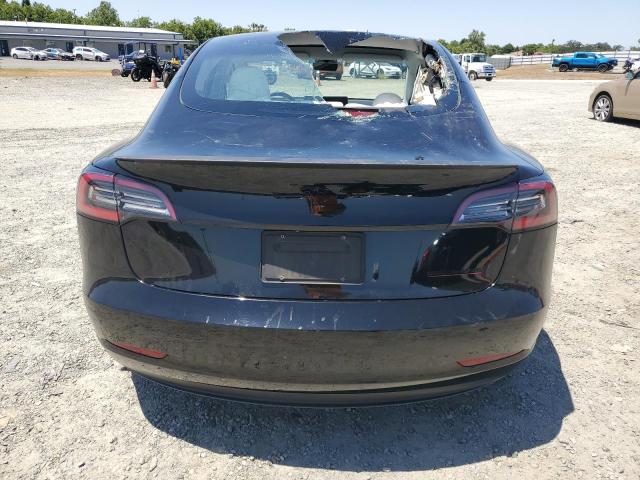 5YJ3E1EB1KF231735 Tesla 2019