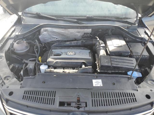 WVGAV7AX3GW591339 Volkswagen 2016