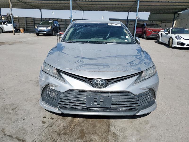 4T1C11AK2NU646829 Toyota CAMRY LE
