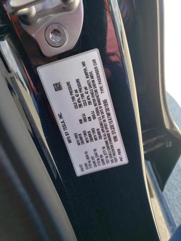 5YJ3E1EA7NF301895 Tesla 2022