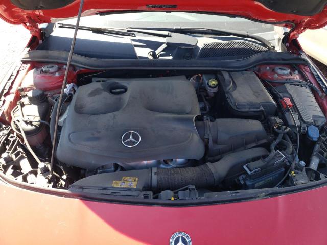 WDDSJ4GB3KN724488 Mercedes-Benz CLA 250 4M