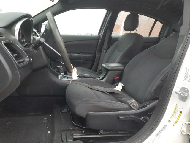 1C3CCBAB7EN143462 Chrysler 200 LX