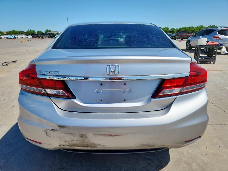 2HGFB2F72FH515981 Honda CIVIC SE