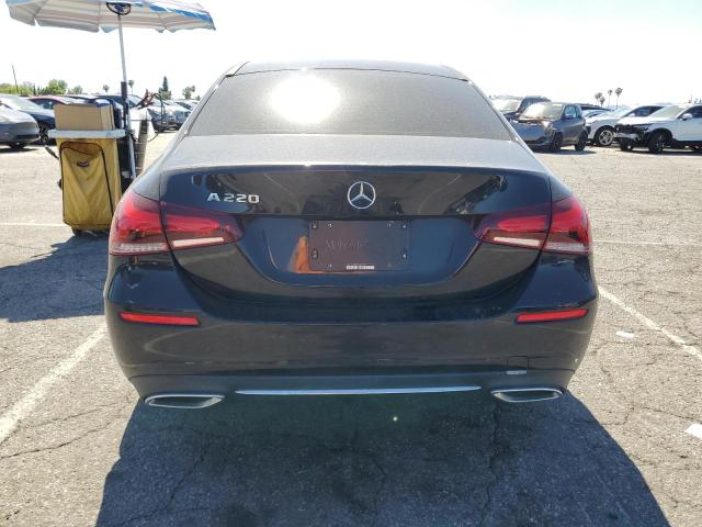 WDD3G4EB7KW027101 Mercedes-Benz m260