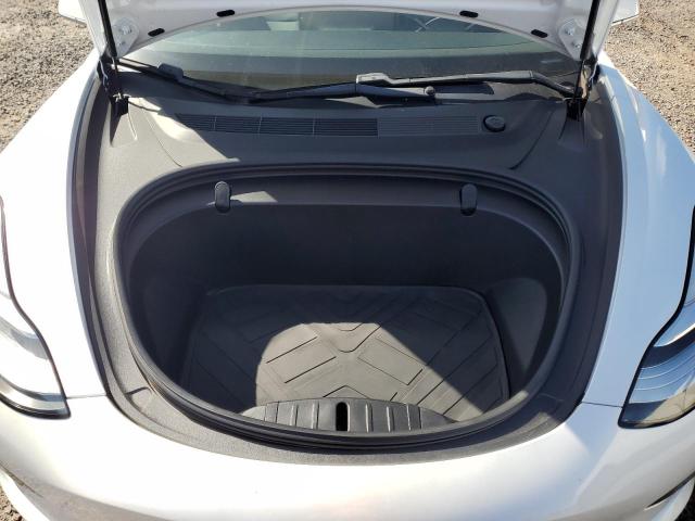 5YJ3E1EA5LF709003 Tesla 2020