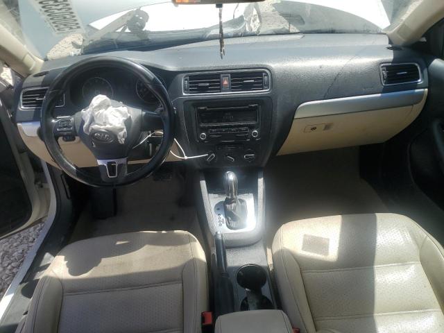 3VWD17AJ6EM265926 Volkswagen 2014
