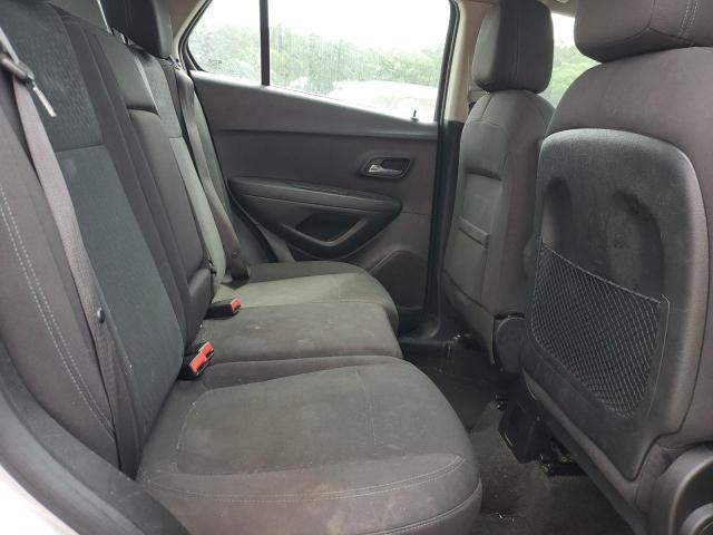 KL7CJKSB8GB619607 Chevrolet TRAX LS