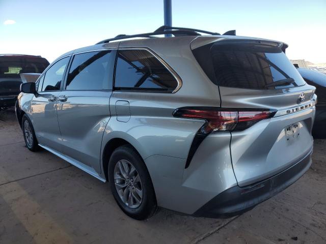 5TDBRKEC3MS068342 Toyota SIENNA LE
