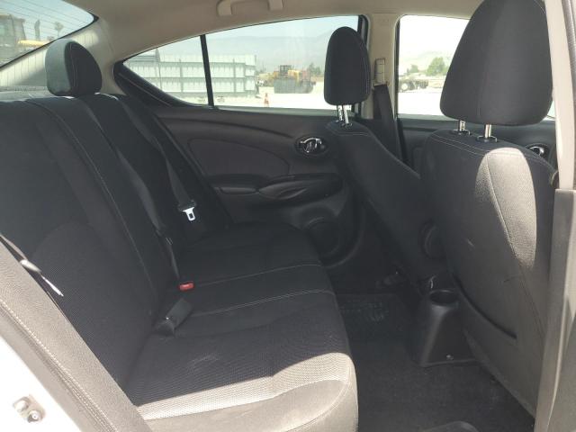 3N1CN7AP0GL839035 Nissan 2016