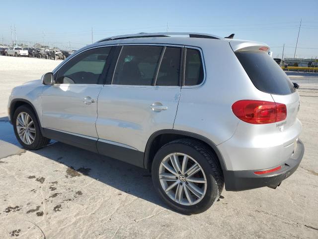 WVGAV7AX6FW568958 Volkswagen TIGUAN S