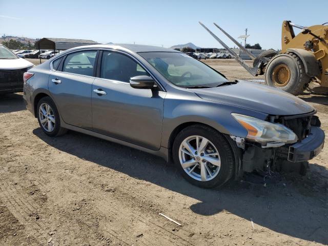 1N4AL3AP5FC111018 Nissan 2015