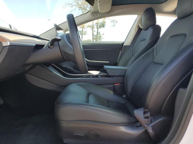 5YJ3E1EA2LF805753 Tesla 2020