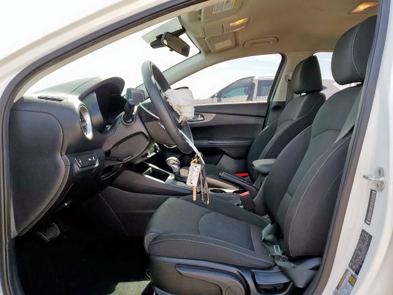 3KPF24AD0KE022877 KIA FORTE FE
