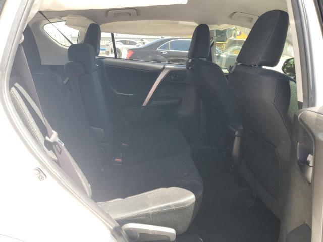 JTMBFREV2JD253105 Toyota RAV4 LE