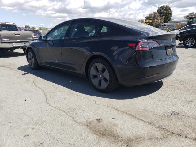 5YJ3E1EA7NF301895 Tesla 2022