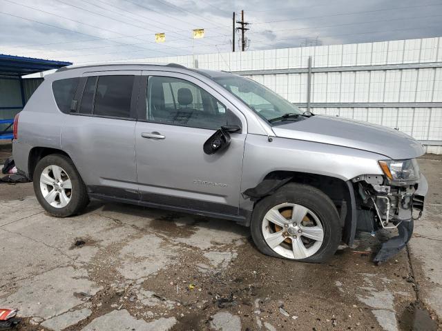 1C4NJDBB3GD610308 Jeep 2016