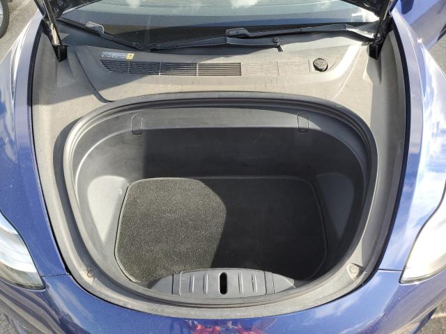 5YJ3E1EA2JF033879 Tesla MODEL 3