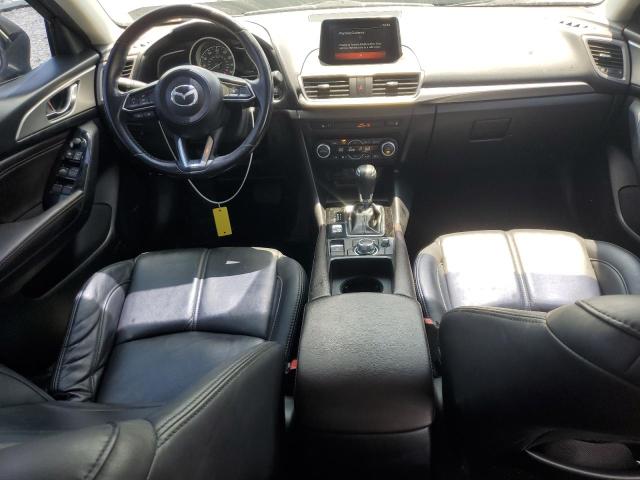 3MZBN1V30JM243211 Mazda 3 TOURING
